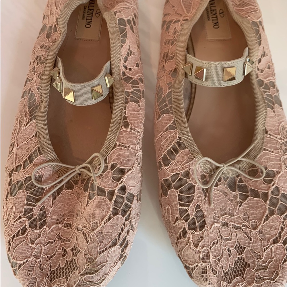 Chloe rockstud lace ballerina flat in nude